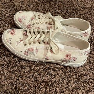 Superga Love Shack Fancy floral size 10